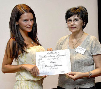 Annachiara del G.F. ritora il diploma da Mrs Wedding